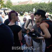 Bildquelle: Buskerpics.com - Zeitenwanderer | Norder Sommerfest - Straßenkunstfestival 2017